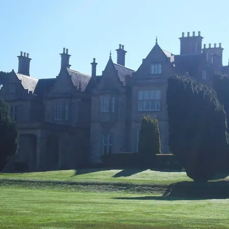 No1 Holiday Village Vacation Killarney