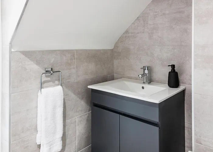 No 1 Village Vacation 度假居 *